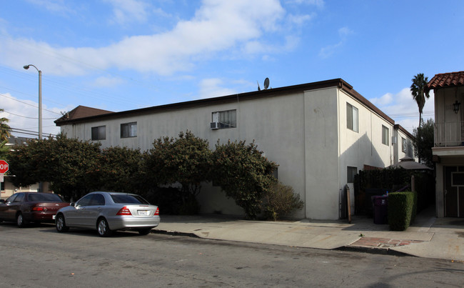 4200-4212 E 10th St in Long Beach, CA - Building Photo - Building Photo