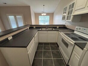 2225 Locksley Woods Dr in Greenville, NC - Building Photo - Building Photo