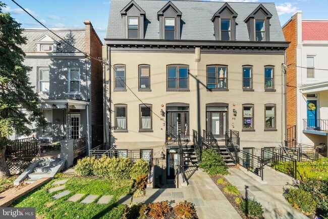 417 Randolph St NW in Washington, DC - Building Photo - Building Photo