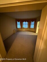 54 E Columbus Ave in Pittston, PA - Building Photo - Building Photo