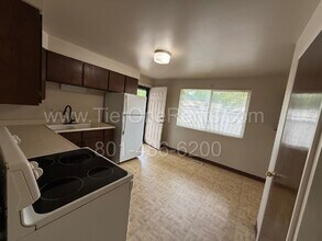 2936 S Adams St in Salt Lake City, UT - Building Photo - Building Photo