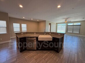 197 Gino Luca St in Manteca, CA - Building Photo - Building Photo