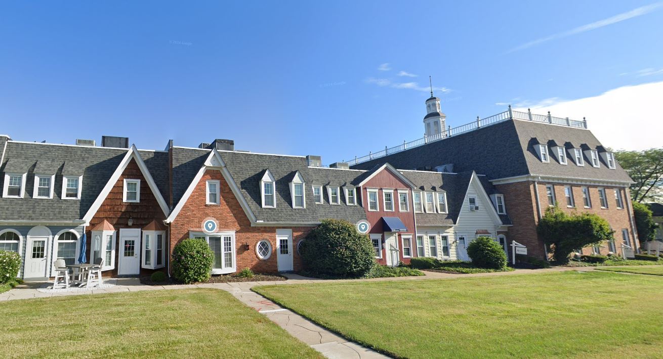 Perry's Landing in Perrysburg, OH - Foto de edificio