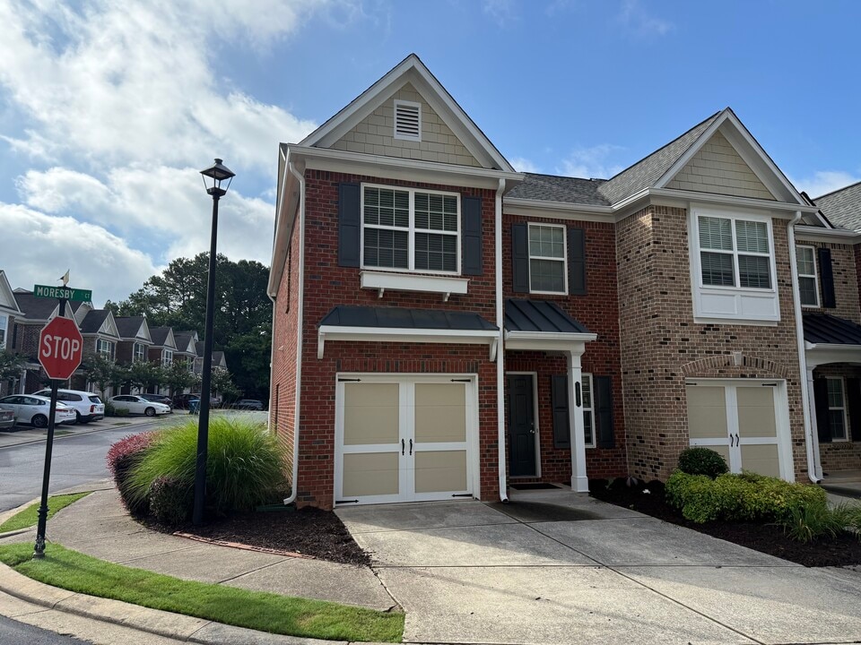 9863 Murano Vw in Alpharetta, GA - Foto de edificio