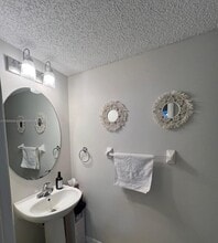 3183 SW 50th St in Fort Lauderdale, FL - Building Photo - Building Photo