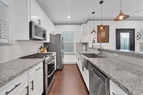 907 Frio St in Houston, TX - Building Photo - Building Photo