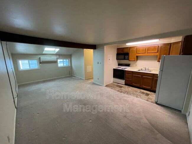 105-107 N Hanover St in Carlisle, PA - Building Photo - Building Photo