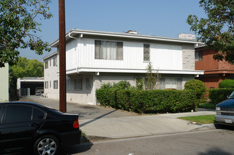 1019 Virginia Pl in Glendale, CA - Building Photo - Building Photo