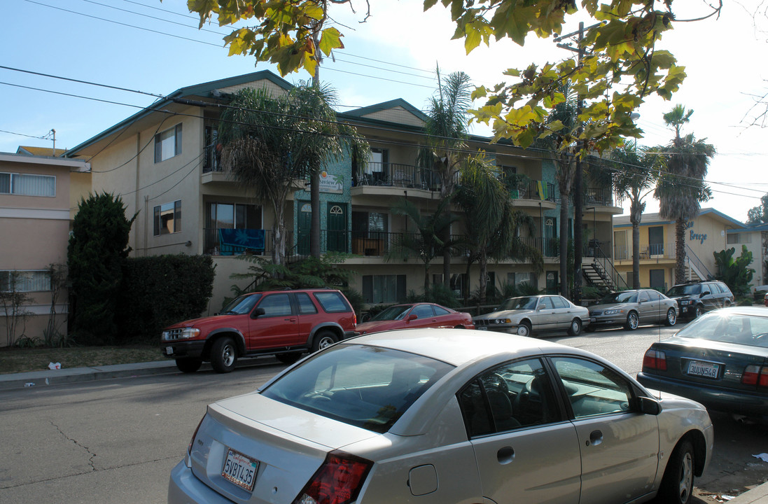 Sea View Apartments in Goleta, CA - Building Photo