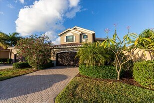 11660 Meadowrun Cir in Ft. Myers, FL - Building Photo