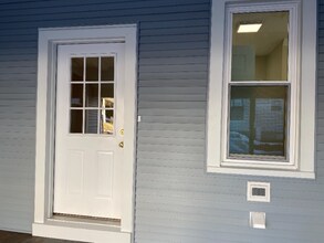 5592 Old U.S. 22 in Shartlesville, PA - Building Photo - Building Photo