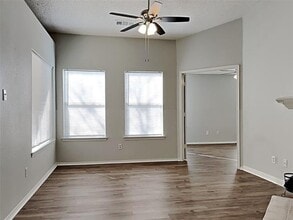 943 Gaynor Ave in Duncanville, TX - Building Photo - Building Photo