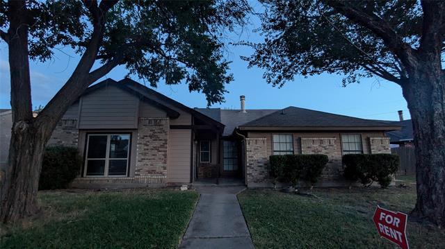 property at 415 Liberty Pl
