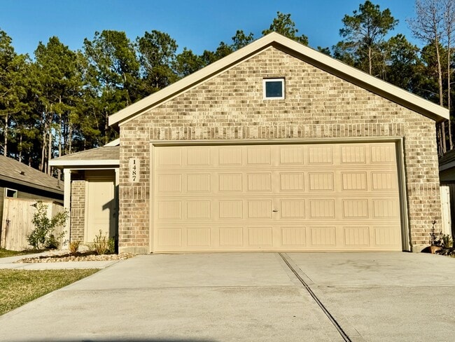 1487 Cactus Rose Dr in Conroe, TX - Building Photo - Building Photo