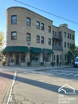 725 St Johns Ave in Highland Park, IL - Building Photo