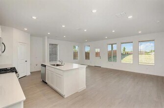 10005 Standardbred Dr in Providence Village, TX - Building Photo - Building Photo