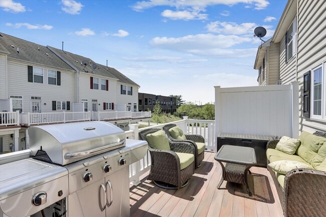 1022 Ironwood Ln in Severn, MD - Foto de edificio - Building Photo