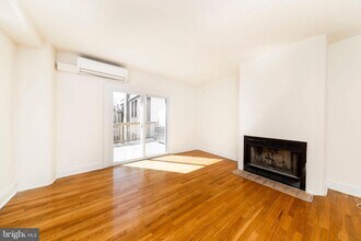 1912 Spruce St in Philadelphia, PA - Building Photo - Building Photo