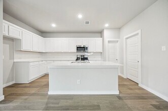 1012 Rosemary Hill Dr in McKinney, TX - Foto de edificio - Building Photo