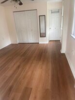 317 W 4th St, Unit 317 W 4th St Palmyra Nj in Palmyra, NJ - Building Photo