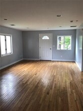 18 San Miguel Dr in Bristol, RI - Building Photo - Building Photo