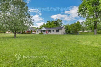 8240 Old Springfield Pike in Goodlettsville, TN - Foto de edificio - Building Photo