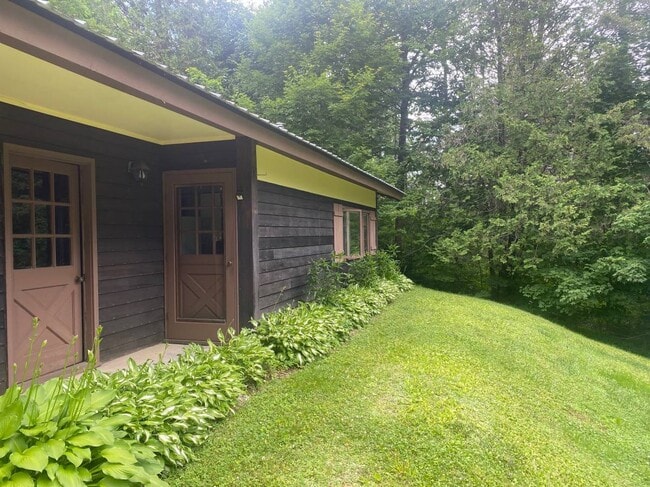 property at 2023 The Bend Rd