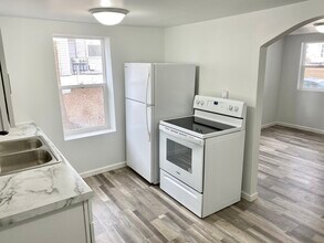 520 W Edwards st, Unit Apt 1 in Vandalia, IL - Foto de edificio - Building Photo