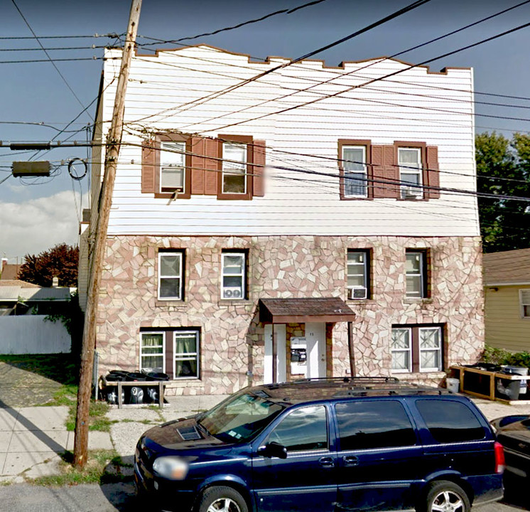 11 Andrews Street in Staten Island, NY - Building Photo