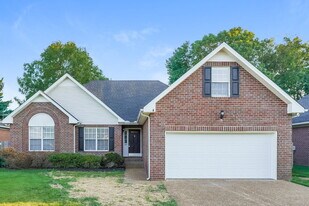 649 Kingsway Dr in Nashville, TN - Building Photo