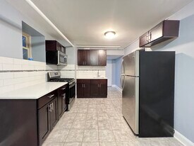 662 Bergen Ave, Unit B5