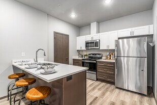 River City Apartments in Spokane, WA - Building Photo