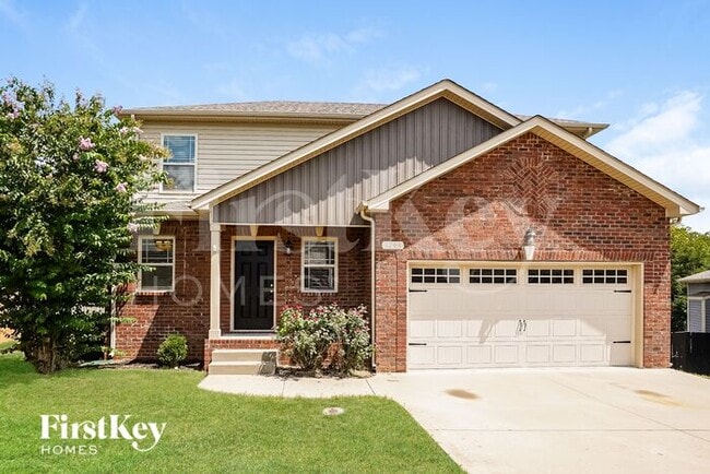 property at 1203 Applewood Cir