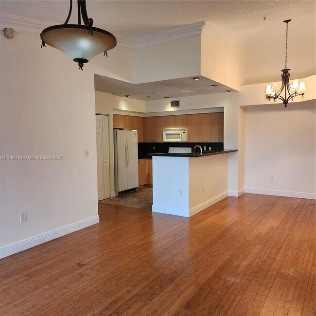 2351 W Preserve Way in Miramar, FL - Building Photo - Building Photo