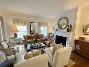 16 Logan St in Charleston, SC - Building Photo - Building Photo