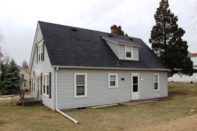 1101 3rd St in Orion, IL - Building Photo
