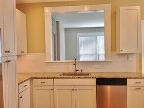 727 Maupas Ave in Savannah, GA - Building Photo - Building Photo