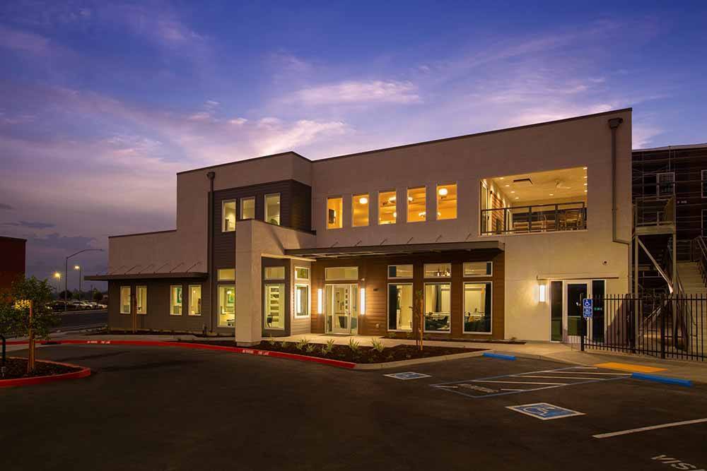 ALLURE AT 2920 in Modesto, CA - Building Photo