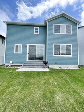 364 W Snowberry Dr in Saratoga Springs, UT - Building Photo - Building Photo