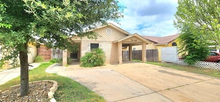 5805 Gale Ct in Laredo, TX - Building Photo - Building Photo