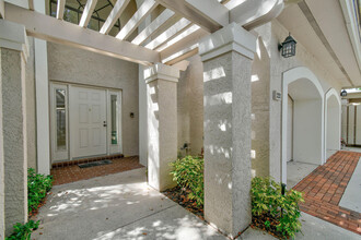 3911 Back Bay Dr in Jupiter, FL - Building Photo - Building Photo