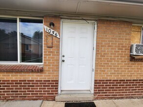 1056 Dayton St, Unit 1056 in Aurora, CO - Building Photo - Building Photo