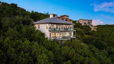 6717 Mountain Trail in Austin, TX - Building Photo - Building Photo