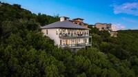 6717 Mountain Trail in Austin, TX - Foto de edificio - Building Photo