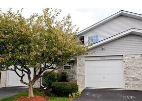 829 Tamarac Blvd in Addison, IL - Building Photo