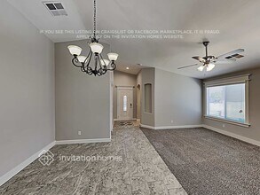 3243 W Yellow Peak Dr in Queen Creek, AZ - Building Photo - Building Photo