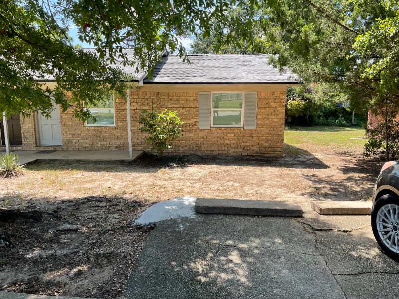 4812 Tradewinds Dr in Pensacola, FL - Building Photo