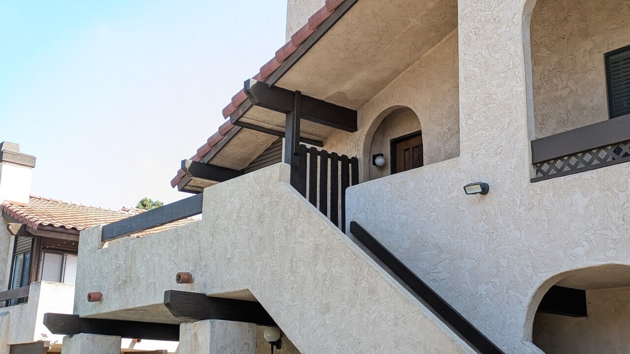 13655 Ruette Le Parc in Del Mar, CA - Building Photo