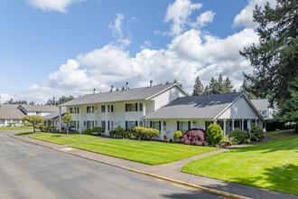 Quiet Forest II & III in Federal Way, WA - Building Photo - Building Photo