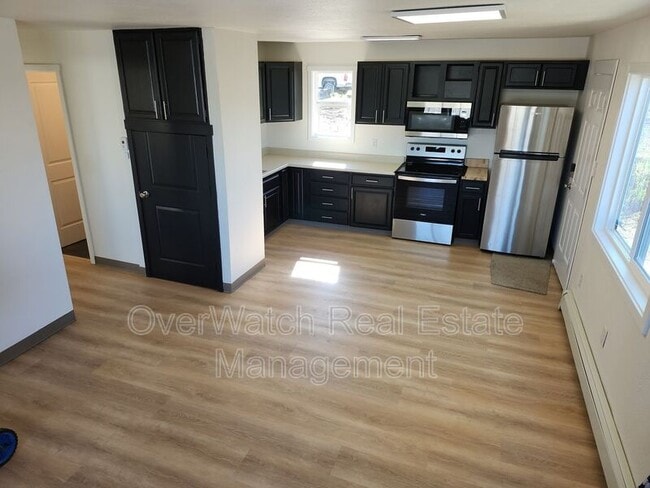 11119 Ashley Park Ln in Anchorage, AK - Building Photo - Building Photo